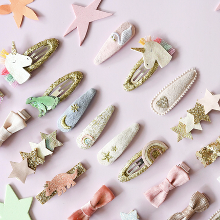 Zestaw haftowanych spinek Enchanted - Yooglo