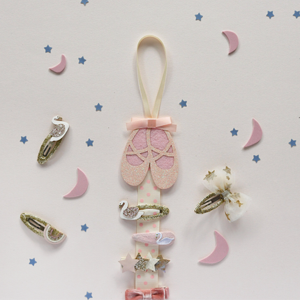 Wieszak na spinki w kształcie baletek - Yooglo