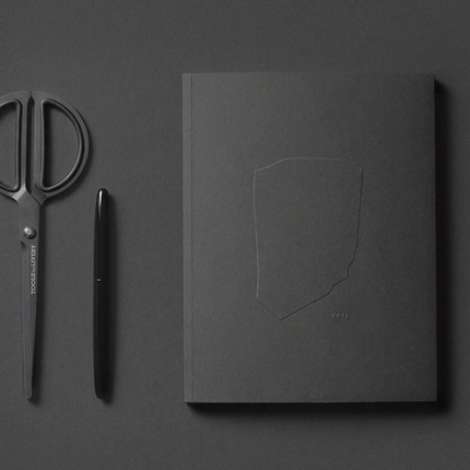 Papierniczeni Notes w kropki Monolit - Yooglo