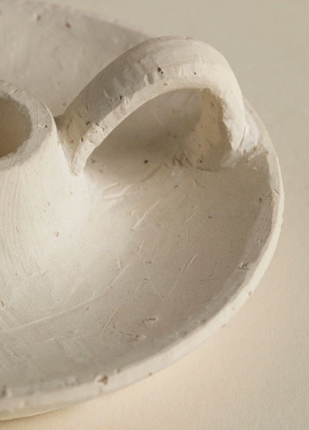 Świecznik ceramiczny Laisne - kolor: kremowy - Yooglo