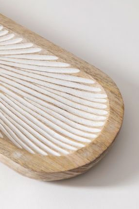 Dekoracyjna taca z drewna mango Nabordi - Yooglo