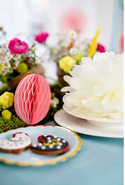 Dekoracja papierowa honeycomb Jajko, różowy, 12 cm