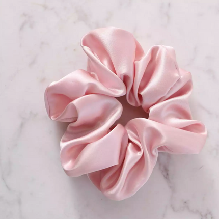 Jedwabne scrunchie pudrowy róż