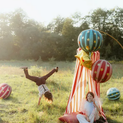 Balon foliowy Piłka w gwiazdki 75 cm czerwony - balony