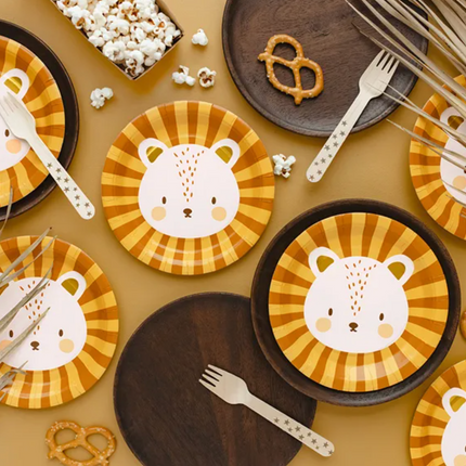 Talerzyki Lew 18 cm - talerzyki papierowe